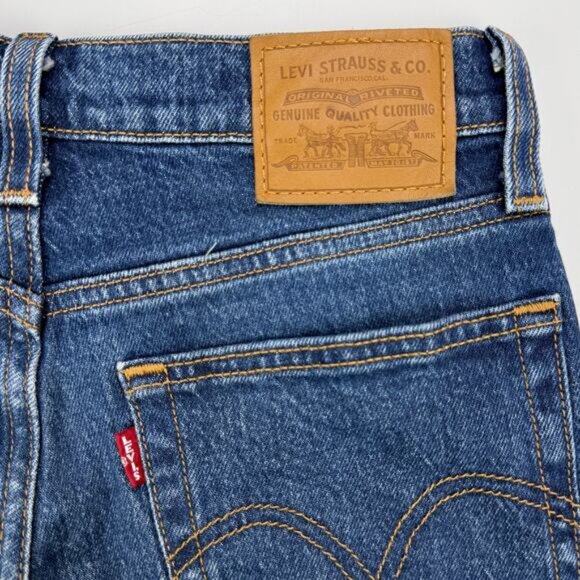 LEVI'S Premium Wedgie StraIght Ankle Jean Size 24 Salsa Charleston Outlasted - Picture 8 of 9
